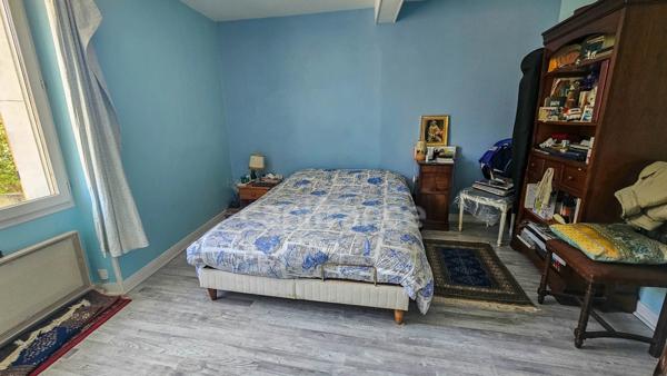 Maison à vendre AUTRUY SUR JUINE (45), maison de 5 pièces avec cave sur terrain clos.