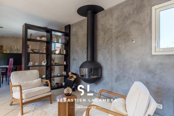 Maison de plain-pied avec piscine, 4 chambres et 3 008 m² de terrain