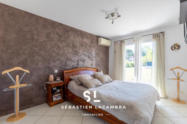 Maison de plain-pied avec piscine, 4 chambres et 3 008 m² de terrain