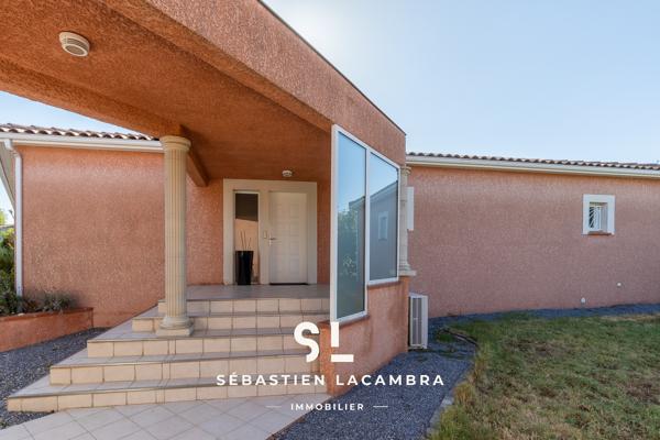 Maison de plain-pied avec piscine, 4 chambres et 3 008 m² de terrain