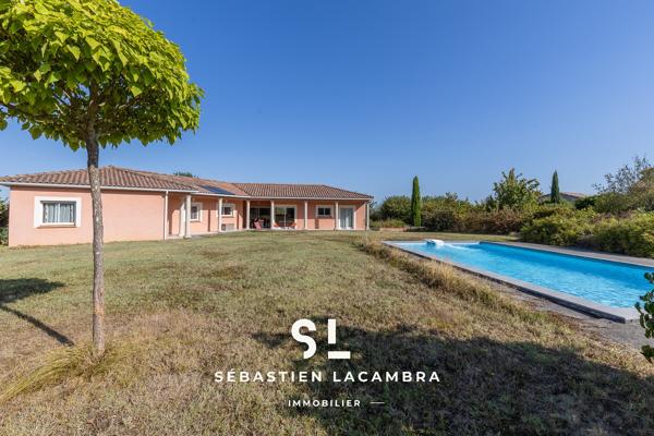 Maison de plain-pied avec piscine, 4 chambres et 3 008 m² de terrain
