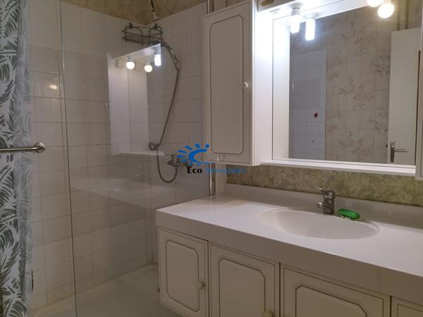 LA ROCHELLE - APPARTEMENT D ENVIRON 99m² - BALCONS ET STATIONNEMENT La rochelle LA ROCHELLE - APPARTEMENT D ENVIRON 99m² - BALCONS ET STATIONNEMENT La rochelle