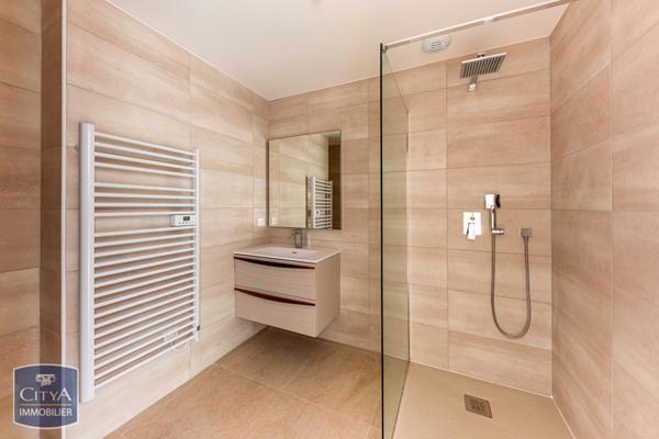 Vente appartement Saint-Raphaël (83) 4 pièces 92.46m²