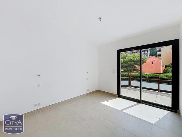 Appartement à vendre 4 pièces 92.46m² Saint-Raphaël (83700)