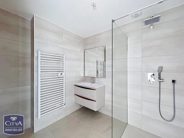 Appartement à vendre 4 pièces 92.46m² Saint-Raphaël (83700)