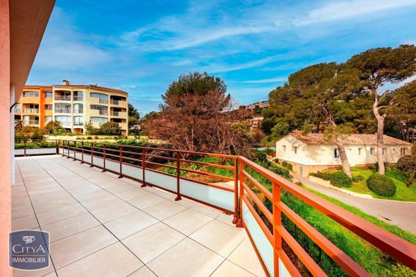 Vente appartement Saint-Raphaël (83) 4 pièces 92.46m²