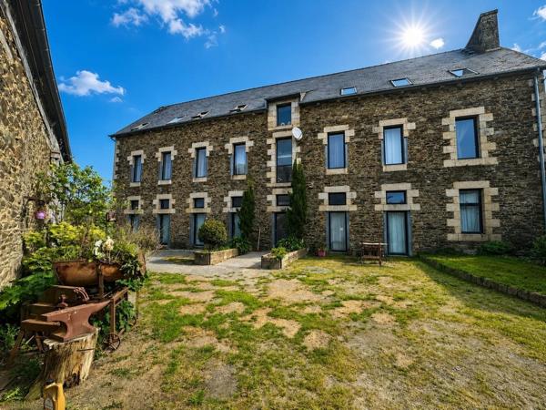 Immeuble à ROCHE JAUDY, 22450 - 334m²