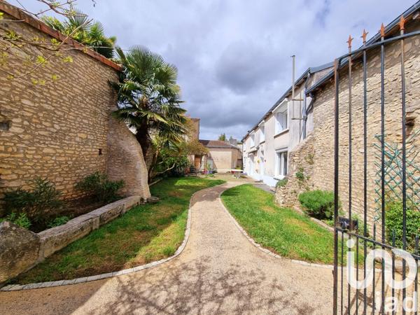 Maison à vendre 6 pièces 193 m² Poitiers