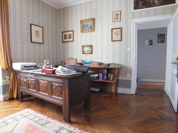 Dpt Côte d'Or (21), à vendre SEMUR EN AUXOIS propriete P15