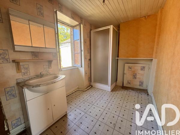 Maison à vendre 5 pièces 85 m² Saint-Hilaire-Peyroux