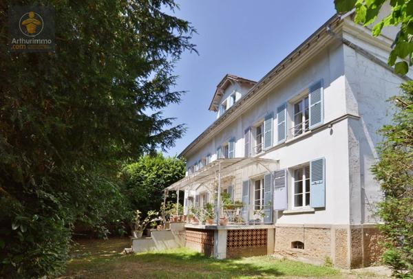 Vente Maison 10 pièces 333 m2 à Mandres-les-Roses