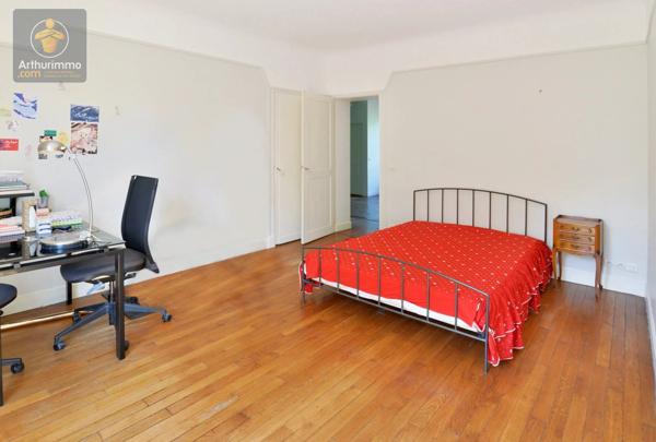 Vente Maison 10 pièces 333 m2 à Mandres-les-Roses