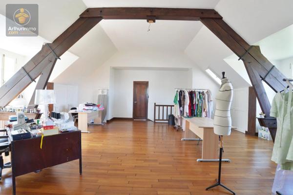 Vente Maison 10 pièces 333 m2 à Mandres-les-Roses