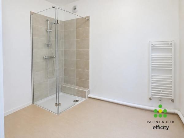 Appartement
         2 pièces
        - 43 m² Exclusivité 149 000 € *