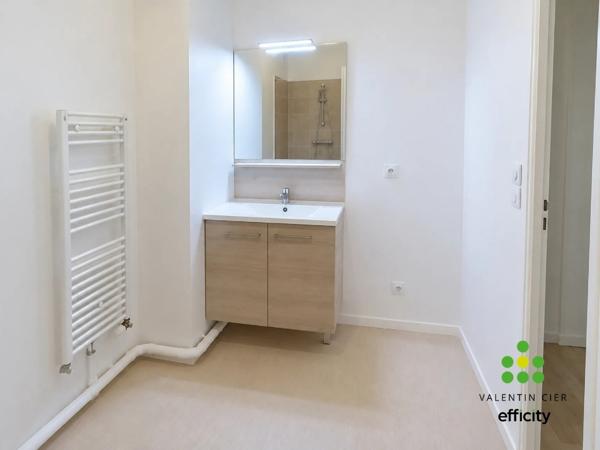 Appartement
         2 pièces
        - 43 m² Exclusivité 149 000 € *