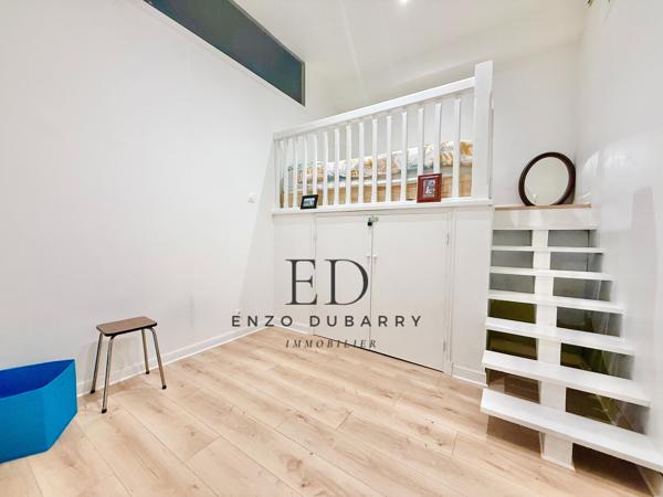 Appartement
         4 pièces
        - 100 m² Bien prestige 535 000 € *