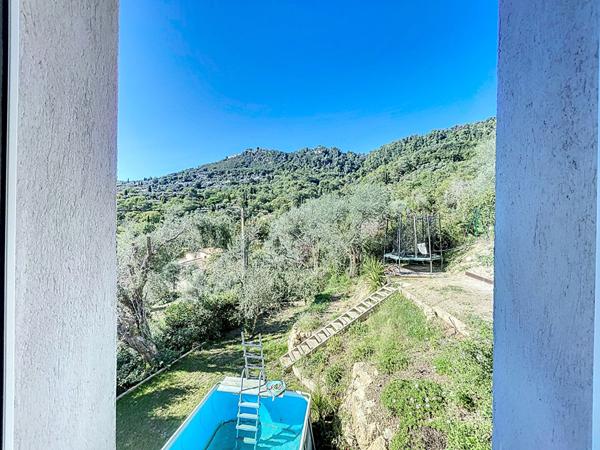 Maison moderne a vendre a Peymeinade - 3 chambres, garage double