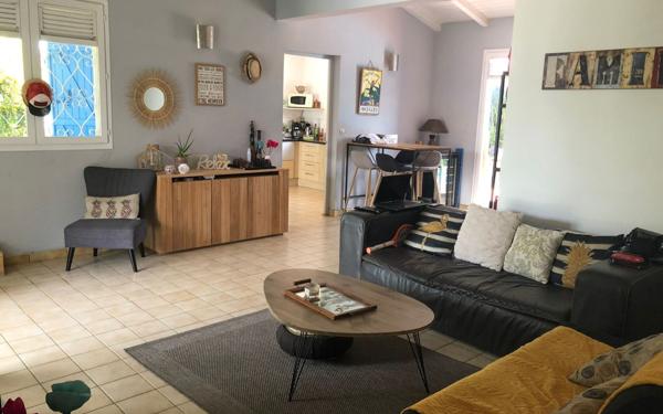Maison à vendre    4 pièces • 75 m2 Baie-Mahault