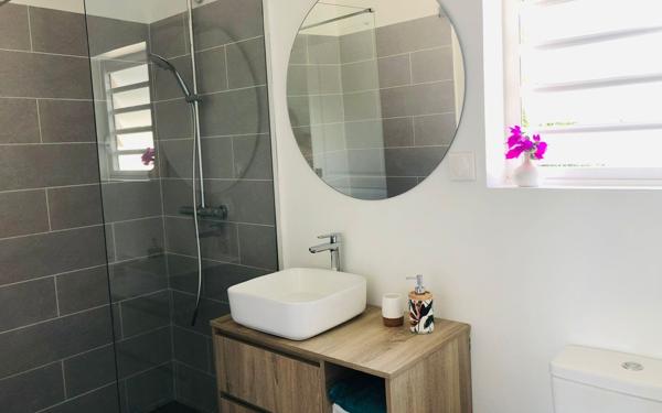 Maison à vendre    4 pièces • 75 m2 Baie-Mahault