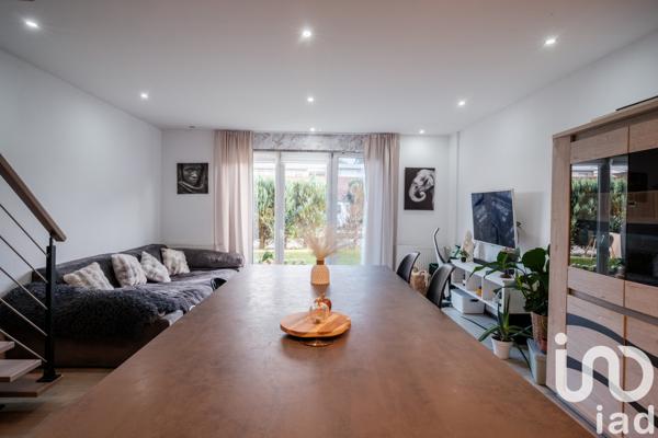 Appartement à vendre 3 pièces 97 m² Mont-Saint-Martin