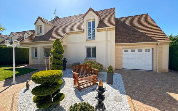 Maison à vendre    6 pièces • 135 m2 Orcemont