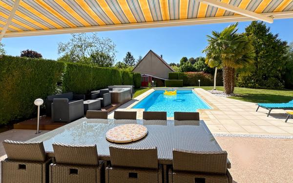 Maison à vendre    6 pièces • 135 m2 Orcemont