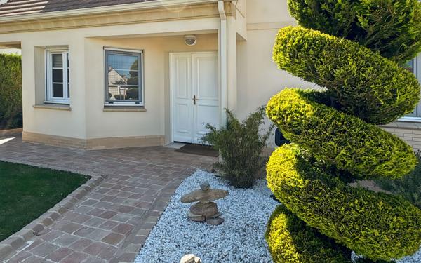 Maison à vendre    6 pièces • 135 m2 Orcemont