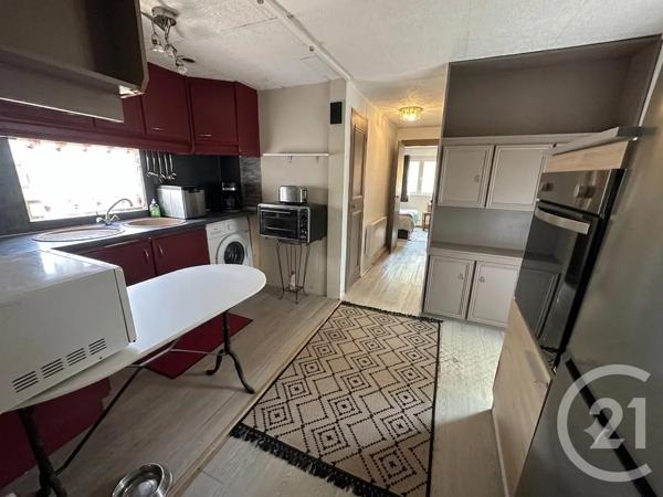 Maison à vendre  3 pièces - 65 m 2   LE CASTELLET  - 83