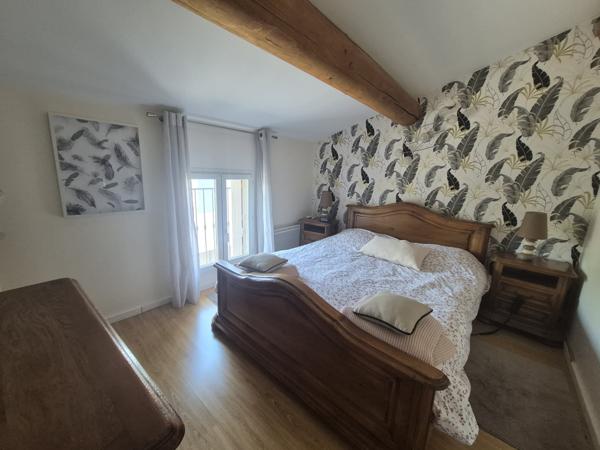 Eyragues (13630) ***SOUS OFFRE*** EYRAGUES (13630) - APPARTEMENT 72 M2 3 CHAMBRES AVEC TERRASSE ET PARKING