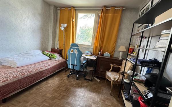 Appartement à vendre    3 pièces • 62,33 m2 Bondy