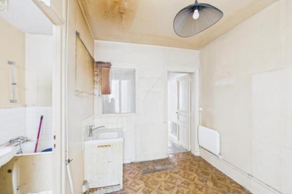 Vente - Appartement 2 pièces 35 m 2 Paris (75018)