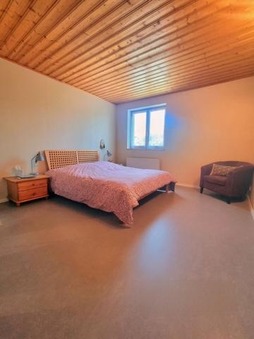 Bel appartement 4-5 pièces en RDC avec jardin, cave et terrasse