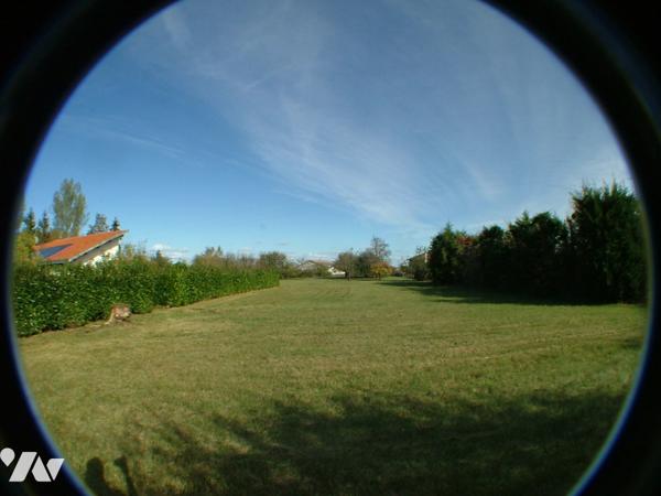 SAINT-GAUDENS OUEST, à 6 km, terrain à bâtir plat de 988 m². A viabiliser.