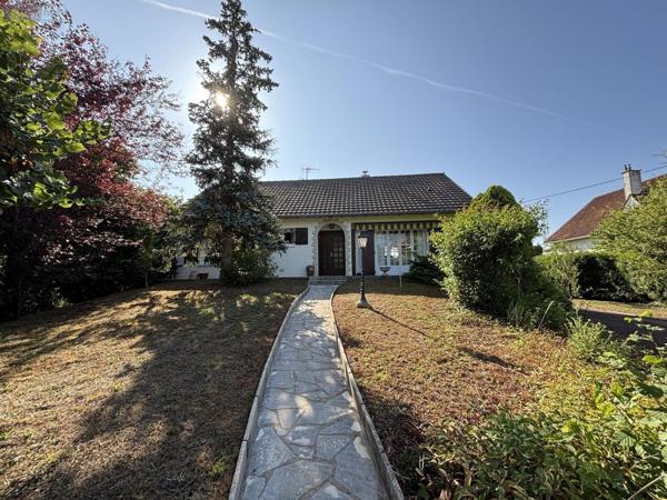 Maison à vendre à Migné-Auxances dans la Vienne (86440), ref : VM484-86001