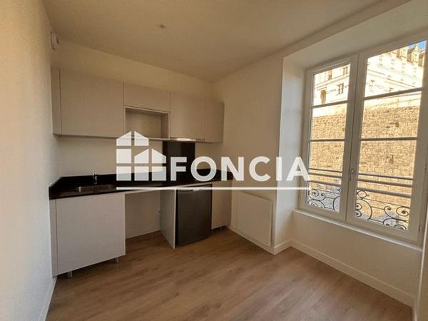 Location Studio 35.84 m² - 8 BIS RUE MARCA Pau 64000