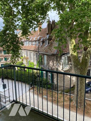 Appartement rénové au cœur de Besançon