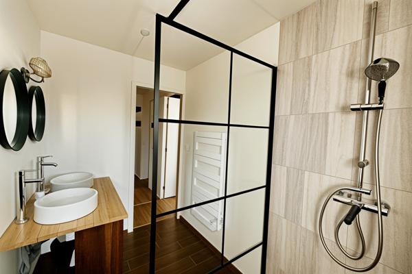 Appartement 3 pièces - 68 m² Exclusivité efficity