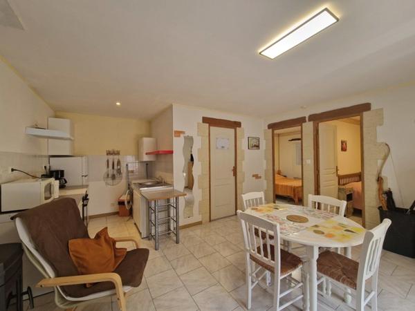 Maison à vendre 421 200 € Montréal 17 p 360 m² DPE