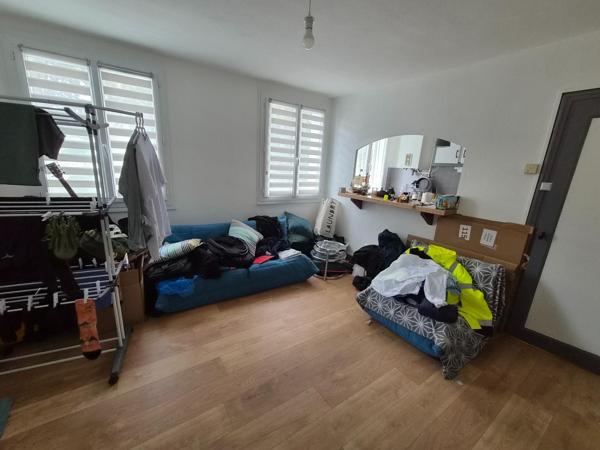 Appartement à SAINT-ETIENNE, 42100 - 2 pièces 40m²