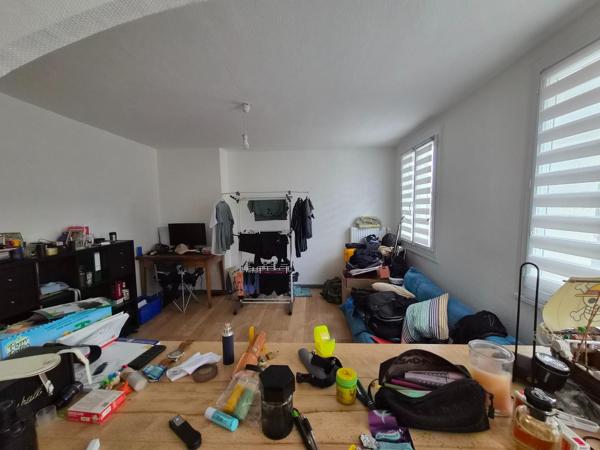 Appartement à SAINT-ETIENNE, 42100 - 2 pièces 40m²