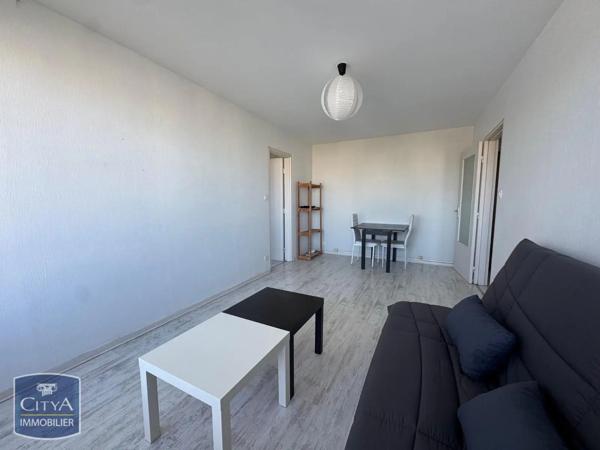 Appartement à louer 2 pièces 44.84m² Brest (29200)