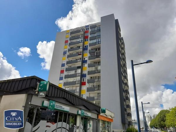 Appartement à louer 2 pièces 44.84m² Brest (29200)