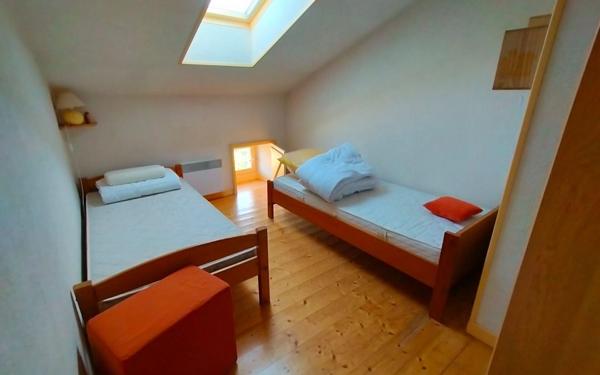 Maison à vendre    6 pièces •  Berrias-et-Casteljau