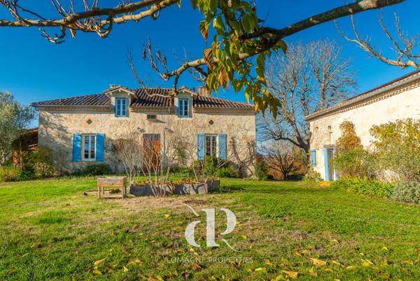 Miradoux (32340) Charmante maison en pierre avec vue imprenable