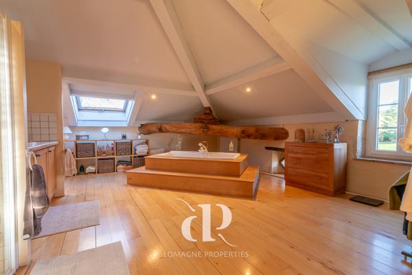 Miradoux (32340) Charmante maison en pierre avec vue imprenable