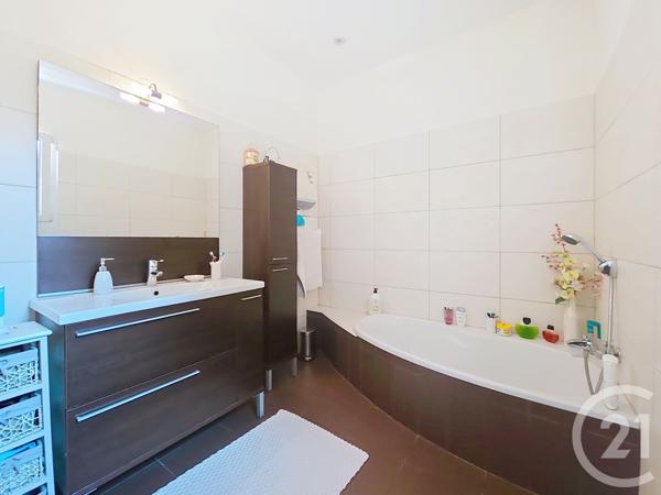 Maison à vendre  6 pièces - 138 m2 LORGUES - 83