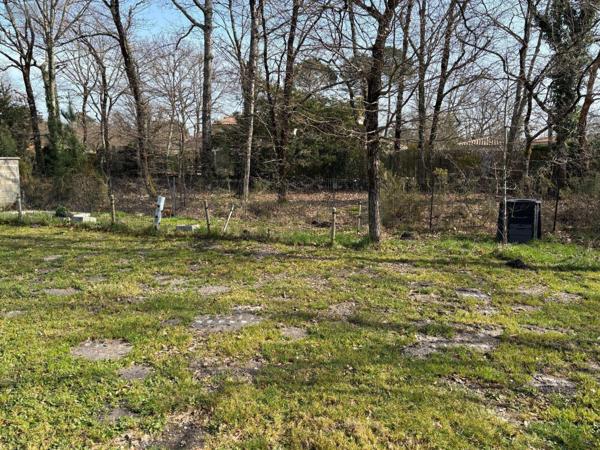 Maison individuelle à vendre à Le Pian-Médoc en Gironde (33290), ref : 032/1679   
CENTRE