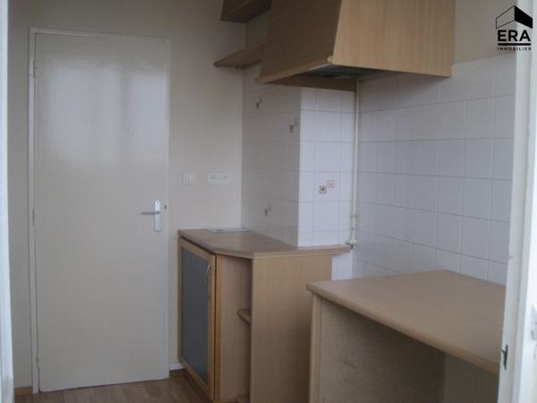 A LOUER APPARTEMENT 2 CHAMBRES ST QUENTIN 02100