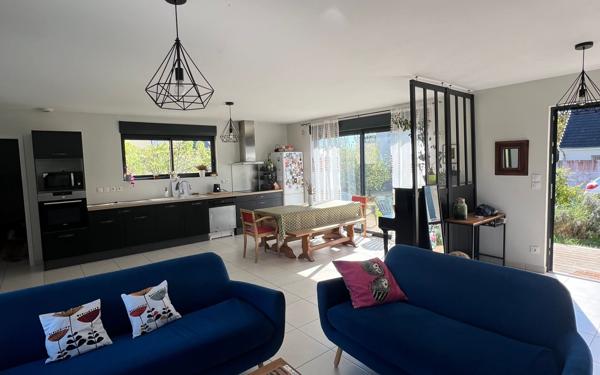 Maison à vendre    4 pièces • 105 m2 Ingré