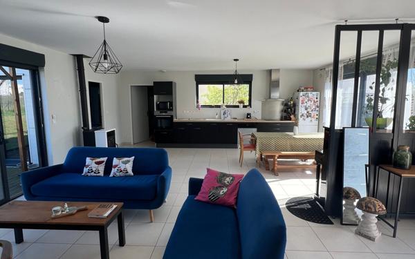 Maison à vendre    4 pièces • 105 m2 Ingré